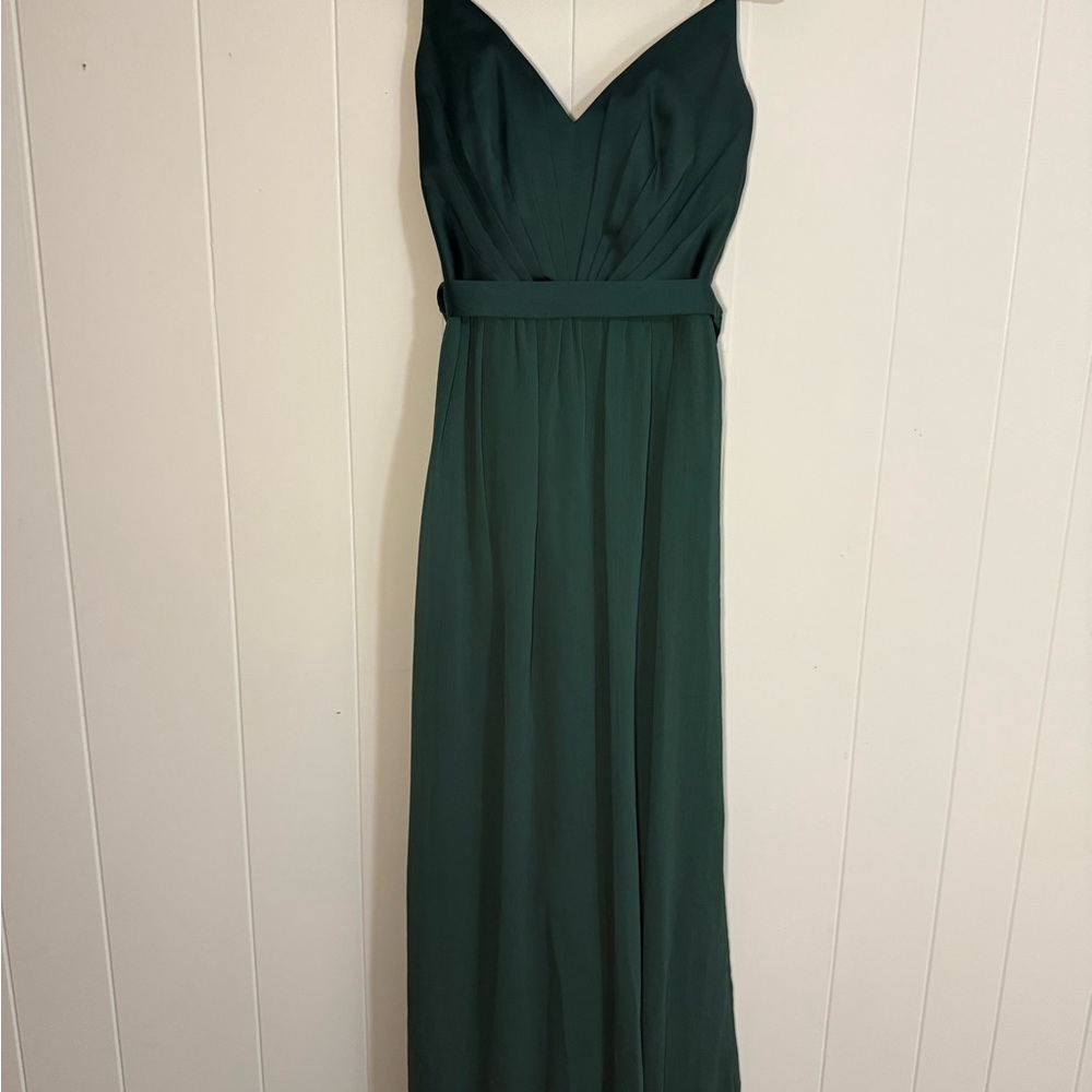 Elegant Green Evening Gown